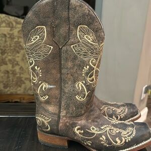 Circle G Women’s Boots Size 9.5